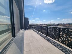 Aparatorii Patriei apartament 2 camere bloc nou terasa spatioasa